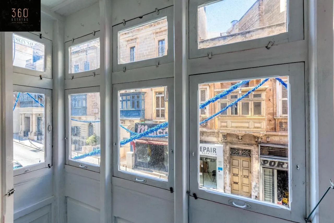 Апартаменты The Sliema Studio Stay By 360 Estates